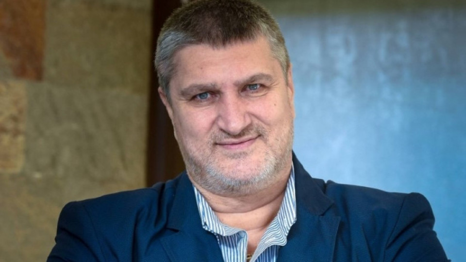 Любо Ганев фъфли с нови зъби Любо Ганев фъфли с нови зъби