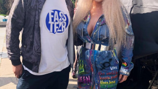 Деси Слава като клоун на София Прайд