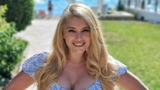 Ева Веселинова се радва на пълни памперси