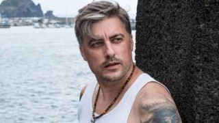 Фенове навиват Карамазов за Сървайвър,  той се двоуми