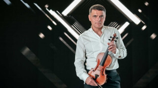 Васко Василев става посланик на новата Debit Mastercard Platinum