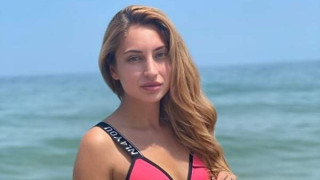 Младата певица Тина подкрепи родния туризъм