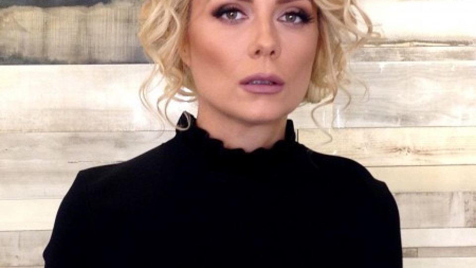 Мъртво врабче стресна Венета Райкова Мъртво врабче стресна Венета Райкова