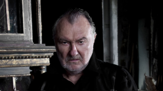 Капитан Петко пие мастика в жегите