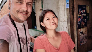 Владо Карамазов чисти обратната си сексуална ориентация с булка от Филипините