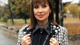 Илиана Раева почива сама с кучето