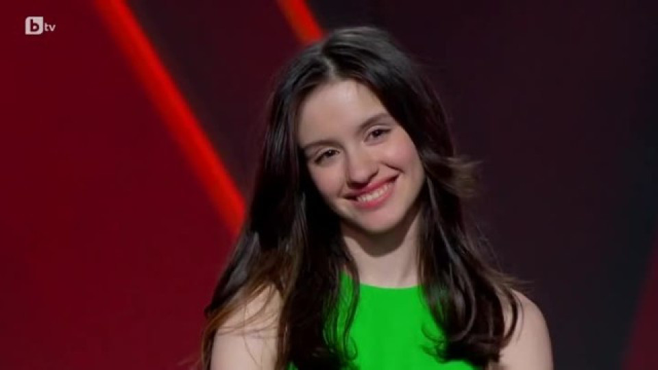 Лидия от детската „Евровизия“ фаворит в „Гласът на България“ (15-годишното момиче е истинска красавица)