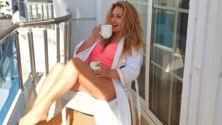 Фолк певицата Рени в Албания с любимия човек (СНИМКИ)