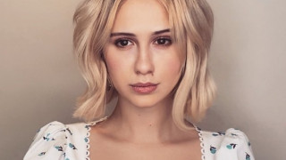 Мария Бакалова дири чудотворна икона в Странджа