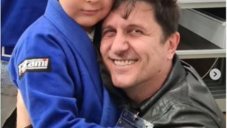 Асен Блатечки записа сина си в музикално учлище