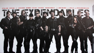 След като завърши Непобедимите 4: Слай ще снима и сериал у нас