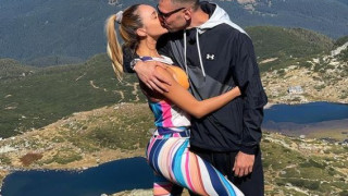 Биляниш катери Рила с новия! Двамата са неразделни