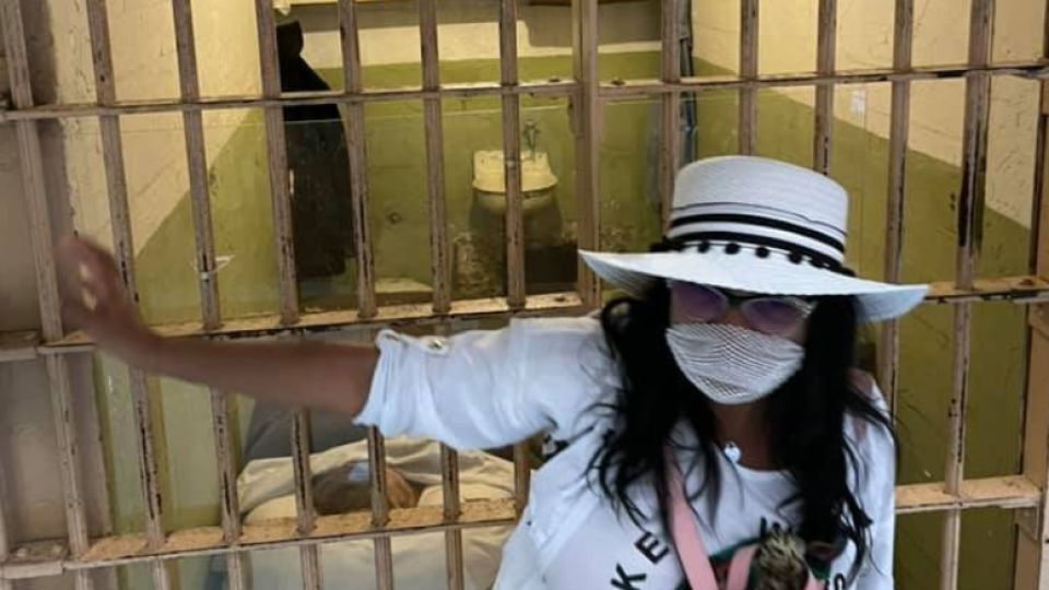 Черната вдовица Анита Мейзер пак влезе в затвора Черната вдовица Анита Мейзер пак влезе в затвора