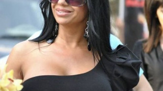 Анита стана охранка в САЩ