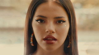 Половин милион гонят Дара