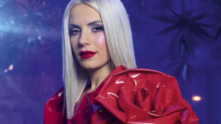 Поли Генова се цели в Грами