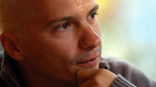 Део в най-личното си интервю: Самообвиненията за миналото ми са най-голямото наказание, пия алкохол само през септември