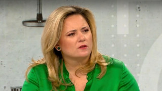 Закова стотака: Лора Крумова  се предаде пред  килограмите