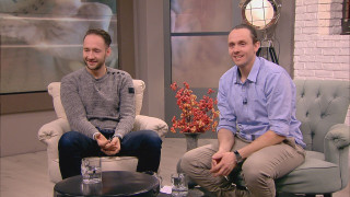 Братята-актьори Дарин и Деян Ангелови миели по 1000 чинии в казармата