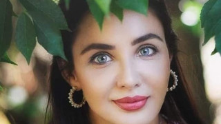 Елен Колева лудна по Джуна