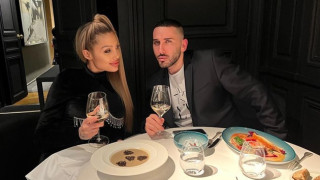 Джулката влюбена до уши в поредния си (Феновете й го намират за ниска класа) + Снимка от спалнята