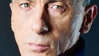 Малин Кръстев под закрила на 90-годишна врачка! Актьорът имал особени знаци на ръцете