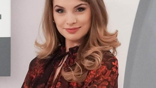 Красива водеща от БНТ стана баба