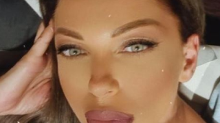 Емануела бясна: Някой да спре Кунчев да затваря заведения!