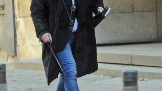 Кучето на Денди изчезна заедно с мистериозния му приятел Кристофър - Камелия