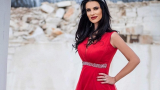 Кметица стана Мисис Баба! Магдалена изглежда като на 20 г.!