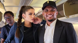 Българска плеймейтка ухажва Самуел Ето`O във въздуха