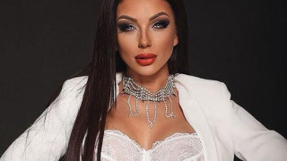 Емануела влезе в „Матрицата“