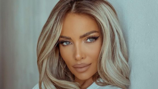 Русата Златка се фука с подарък за 6 бона (Новият й ли я глези? - Фото)