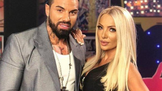 Благо кръшнал на  Русата Златка  с хостеса