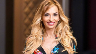 Малина се събра с бившия! С Красимир Мечев се радват на внучката (ФОТО)