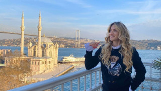 Зейнеб си подари уикенд в Истанбул
