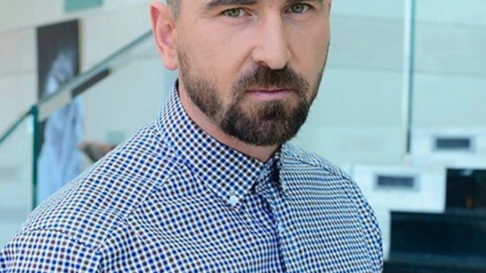Шеф Токев от затвора: Тук е като санаторум (Божана Кацарова бясна от самодоволството му) Шеф Токев от затвора: Тук е като санаторум (Божана Кацарова бясна от самодоволството му)
