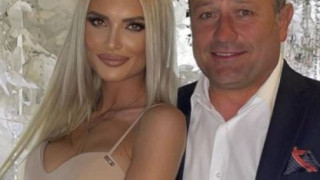 Парите не я интересуват! Анита май наистина обича Рачков, носи го на ръце