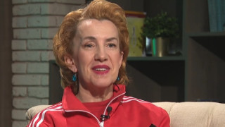 Сашка Васева още е между живота и смъртта