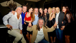 Рачков гушка адреналинки на партито на „Господарите“! Къде е Анита? (СНИМКИ в галерия)