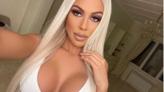 Мис Плеймейт иска с маска, Бате Енчо се кефи на японския модел