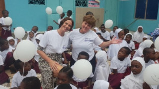 Мария Силвестър на тайна мисия в Занзибар