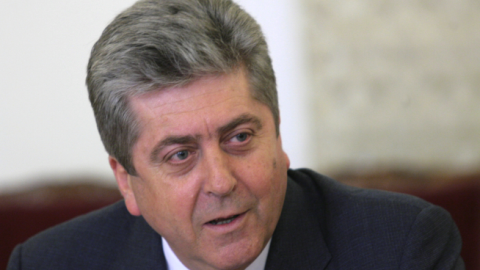 Дядо рекордьор: Президентът Първанов се радва на още две внучета Дядо рекордьор: Президентът Първанов се радва на още две внучета