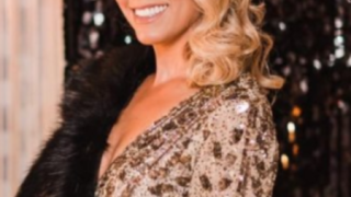 Малката дъщеря на  Христо Стоичков  разцъфна след развода