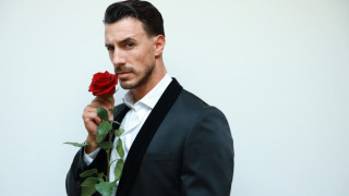 Ергенът Виктор избяга в Амстердам след края на шоуто