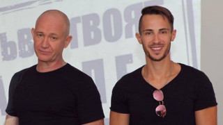 Наум Шопов  жестоко скаран  с баща си