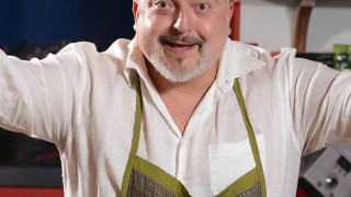 Вталеният Ути влезе в риза отпреди 5 г.