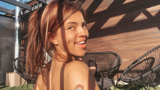 Да, това е Дара, но без грим!