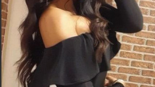 Плеймейтката Гентиана Халити избра име за бебето си