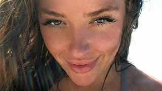 Бориса Тютюнджиева е гореща мама (СНИМКИ по бански)